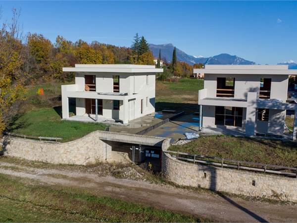 Villa for sale in Moniga del Garda